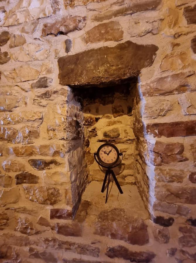 The Heart Of The Bazaar Guest House Gjirokastër Екстериор снимка