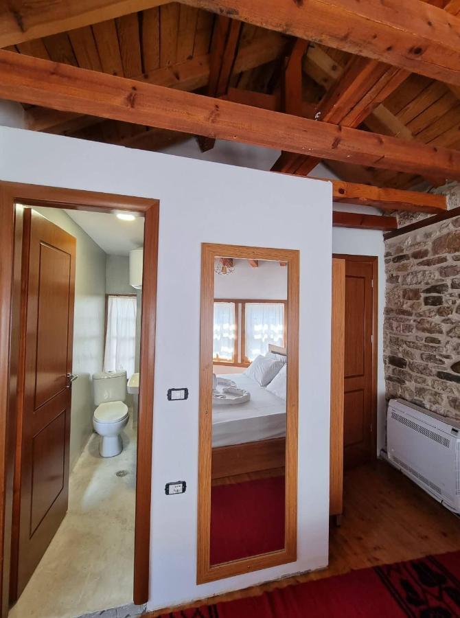 The Heart Of The Bazaar Guest House Gjirokastër Екстериор снимка